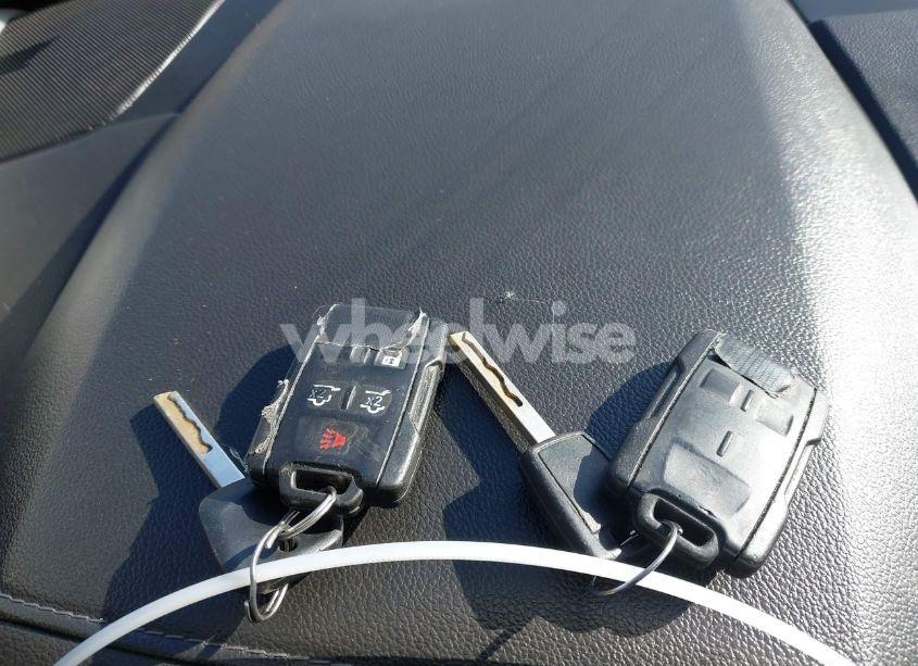 Photo 11 of 2015 Chevrolet Suburban 1500 LT (VIN 1GNSCJKC7FR536596)