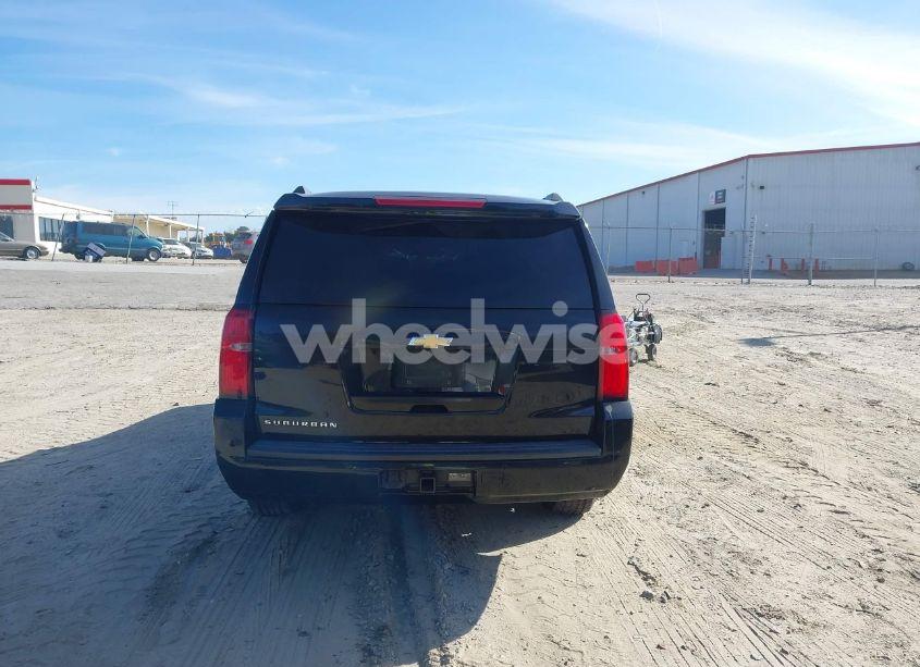 Photo 16 of 2015 Chevrolet Suburban 1500 LT (VIN 1GNSCJKC7FR536596)