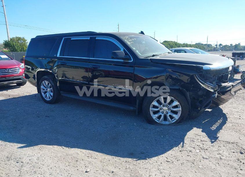 2015 Chevrolet Suburban 1500 LT (VIN 1GNSCJKC7FR559134) main photo