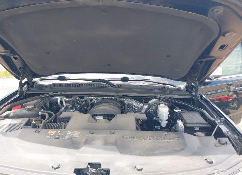 Photo 10 of 2016 Chevrolet Suburban LTZ (VIN 1GNSCJKC7GR389780)