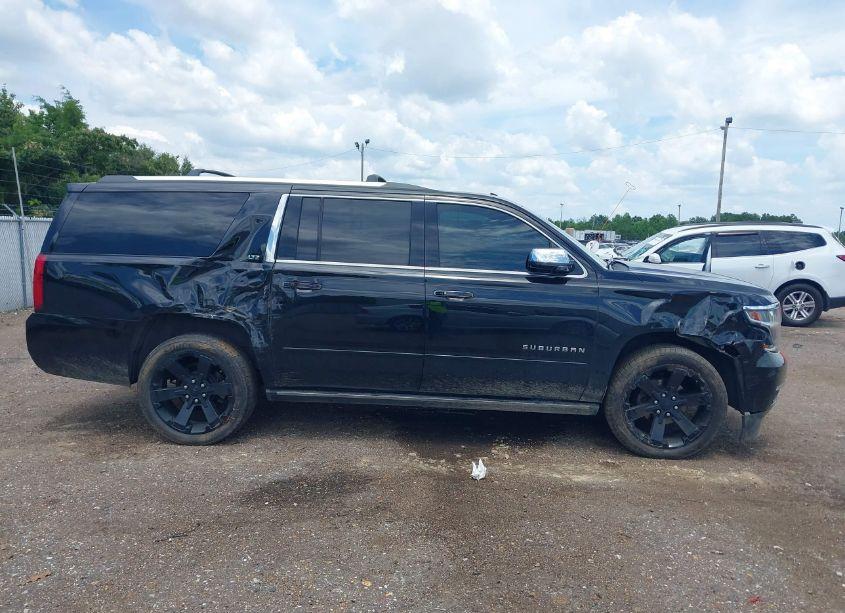Photo 13 of 2016 Chevrolet Suburban LTZ (VIN 1GNSCJKC7GR389780)