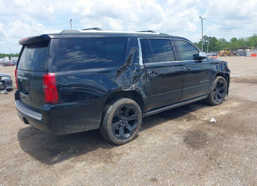 Photo 4 of 2016 Chevrolet Suburban LTZ (VIN 1GNSCJKC7GR389780)