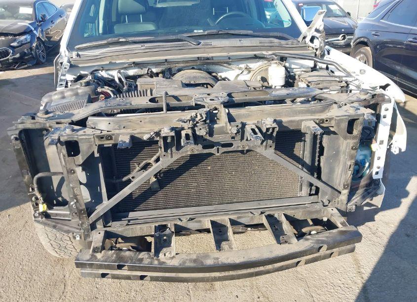 Photo 18 of 2016 Chevrolet Suburban LTZ (VIN 1GNSCJKC8GR231724)