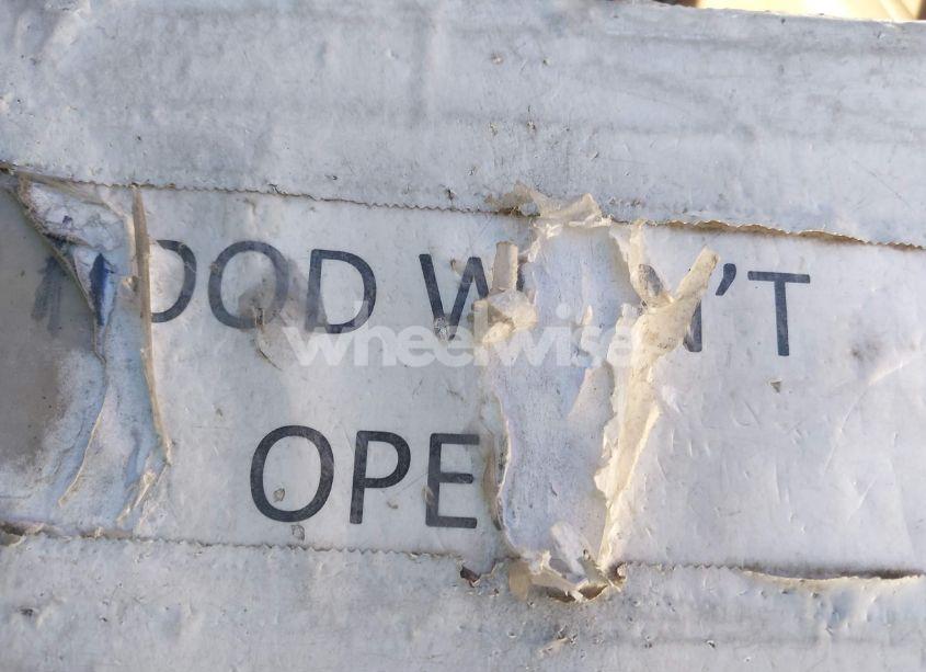 Photo 10 of 2017 Chevrolet Suburban PREMIER (VIN 1GNSCJKC8HR349936)