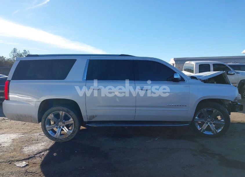 Photo 14 of 2017 Chevrolet Suburban PREMIER (VIN 1GNSCJKC8HR349936)