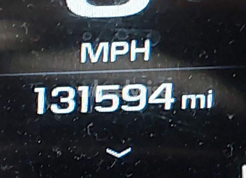 Photo 16 of 2017 Chevrolet Suburban PREMIER (VIN 1GNSCJKC8HR349936)