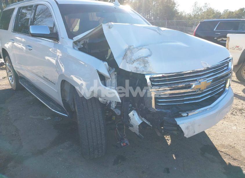 Photo 6 of 2017 Chevrolet Suburban PREMIER (VIN 1GNSCJKC8HR349936)