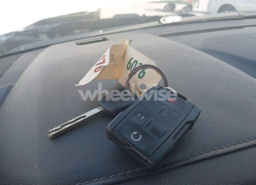 Photo 11 of 2015 Chevrolet Suburban 1500 LT (VIN 1GNSCJKC9FR235540)