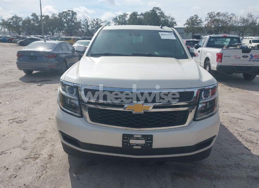 Photo 12 of 2015 Chevrolet Suburban 1500 LT (VIN 1GNSCJKC9FR235540)