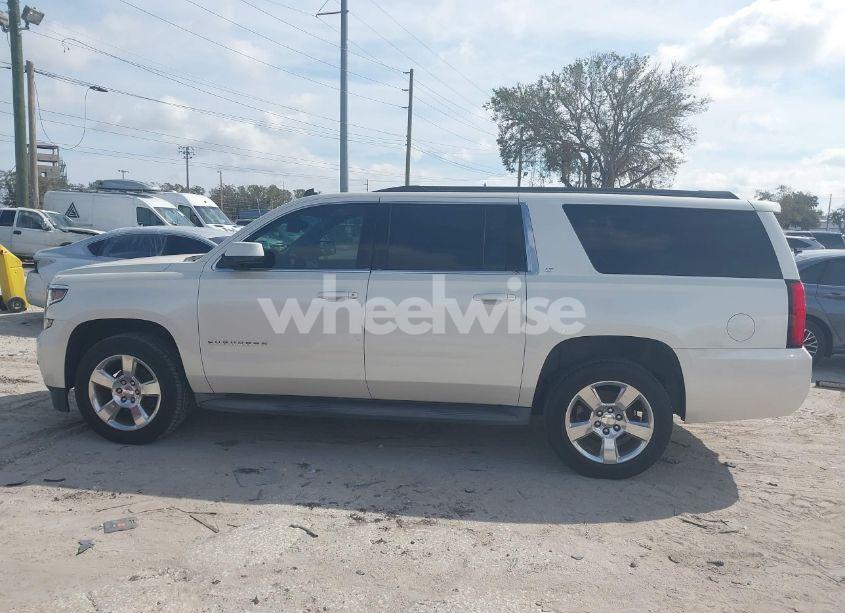 Photo 14 of 2015 Chevrolet Suburban 1500 LT (VIN 1GNSCJKC9FR235540)