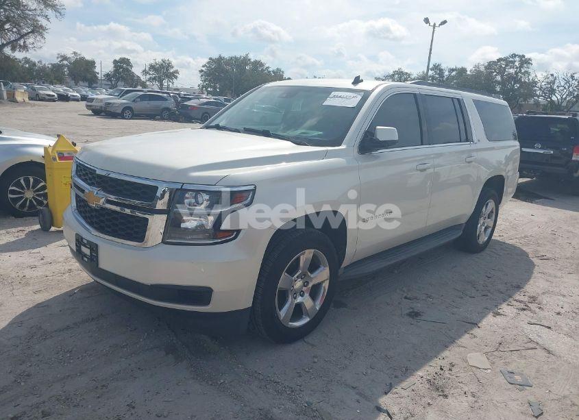 Photo 2 of 2015 Chevrolet Suburban 1500 LT (VIN 1GNSCJKC9FR235540)