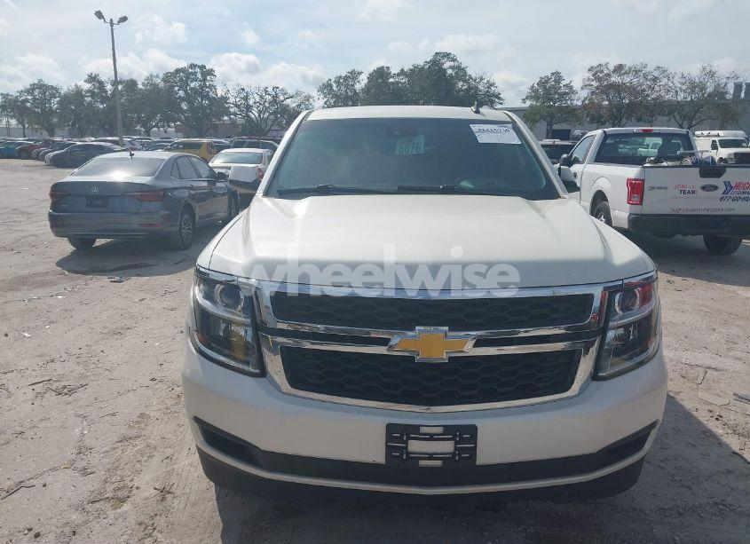 Photo 6 of 2015 Chevrolet Suburban 1500 LT (VIN 1GNSCJKC9FR235540)
