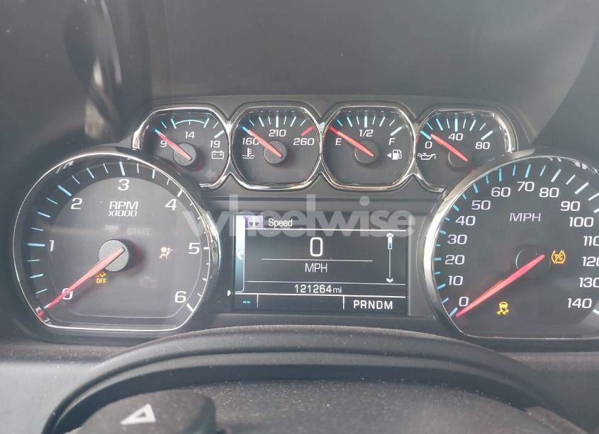 Photo 7 of 2015 Chevrolet Suburban 1500 LT (VIN 1GNSCJKC9FR235540)