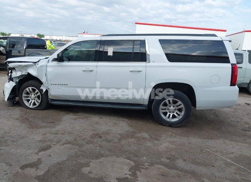 Photo 14 of 2015 Chevrolet Suburban 1500 LT (VIN 1GNSCJKC9FR702598)