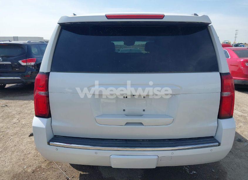 Photo 17 of 2016 Chevrolet Suburban LTZ (VIN 1GNSCJKC9GR207688)