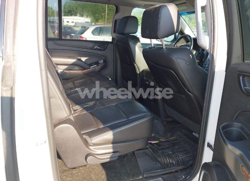 Photo 8 of 2016 Chevrolet Suburban LTZ (VIN 1GNSCJKC9GR236530)