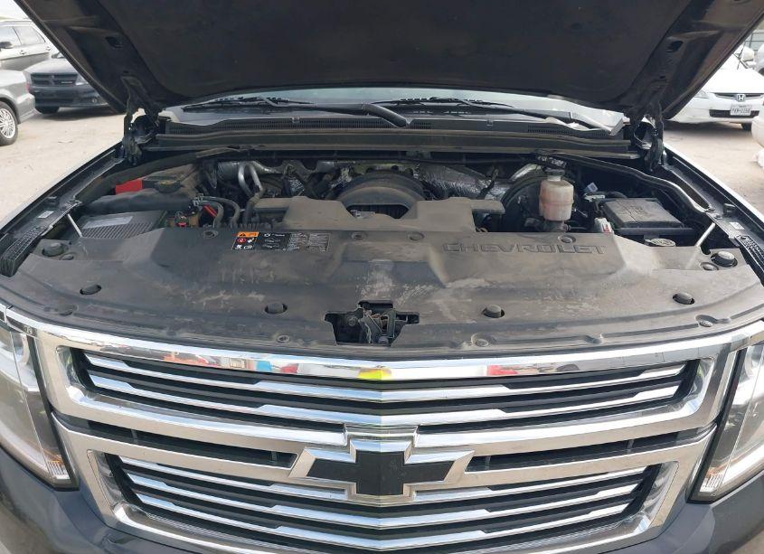 Photo 10 of 2016 Chevrolet Suburban LTZ (VIN 1GNSCJKC9GR406546)