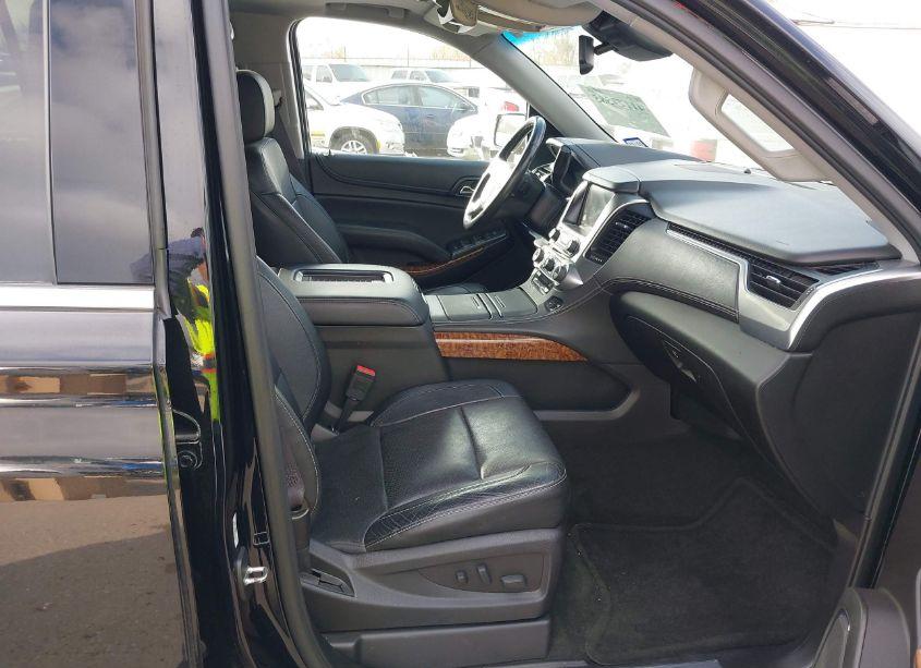 Photo 5 of 2016 Chevrolet Suburban LTZ (VIN 1GNSCJKC9GR406546)