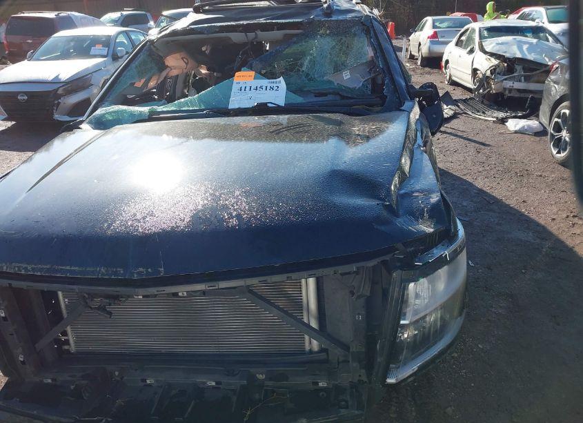 Photo 10 of 2017 Chevrolet Suburban PREMIER (VIN 1GNSCJKC9HR323720)