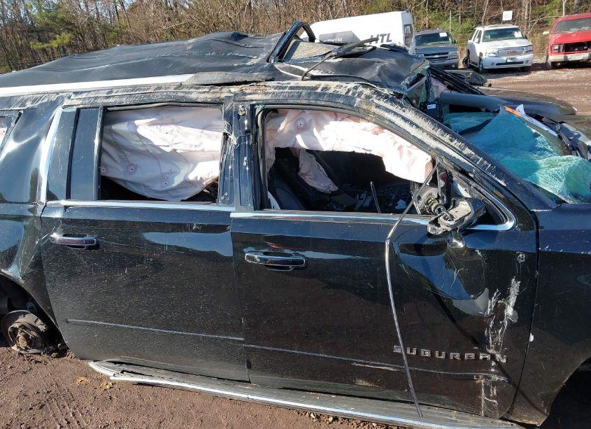 Photo 11 of 2017 Chevrolet Suburban PREMIER (VIN 1GNSCJKC9HR323720)