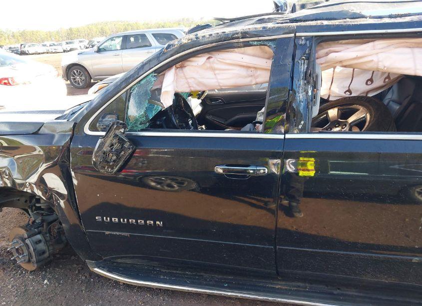 Photo 12 of 2017 Chevrolet Suburban PREMIER (VIN 1GNSCJKC9HR323720)