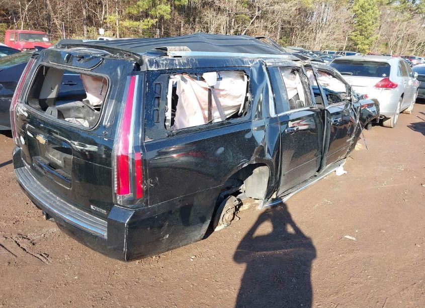 Photo 4 of 2017 Chevrolet Suburban PREMIER (VIN 1GNSCJKC9HR323720)