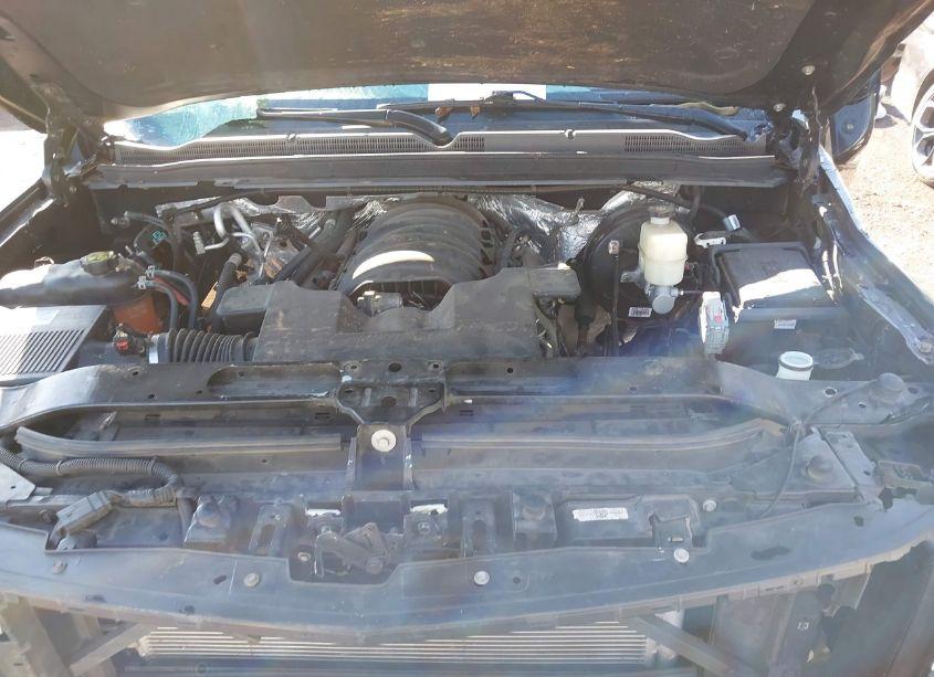 Photo 7 of 2017 Chevrolet Suburban PREMIER (VIN 1GNSCJKC9HR323720)