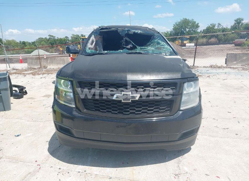 Photo 12 of 2015 Chevrolet Suburban 1500 LT (VIN 1GNSCJKCXFR201817)