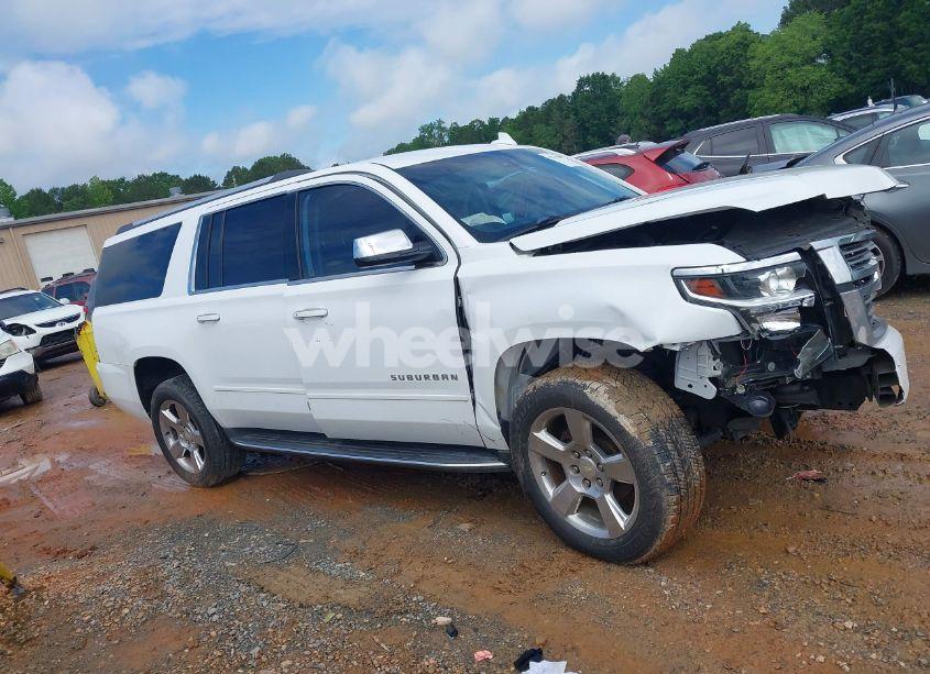 Photo 13 of 2017 Chevrolet Suburban PREMIER (VIN 1GNSCJKCXHR204770)