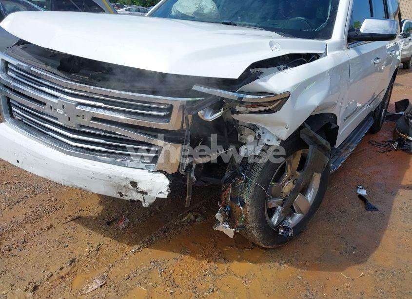 Photo 6 of 2017 Chevrolet Suburban PREMIER (VIN 1GNSCJKCXHR204770)