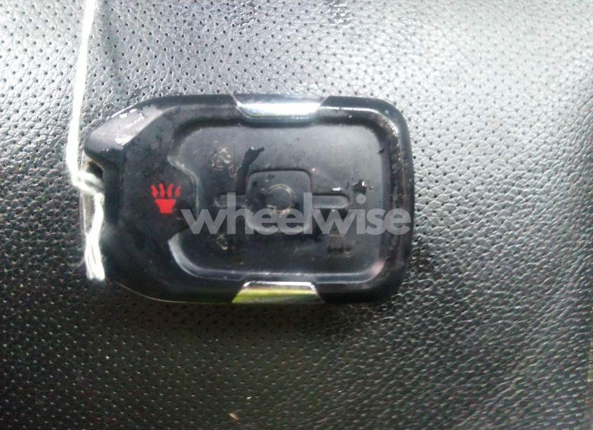 Photo 11 of 2017 Chevrolet Suburban PREMIER (VIN 1GNSCJKCXHR312158)