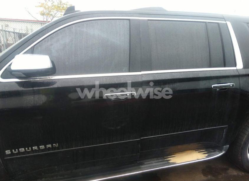 Photo 14 of 2017 Chevrolet Suburban PREMIER (VIN 1GNSCJKCXHR312158)