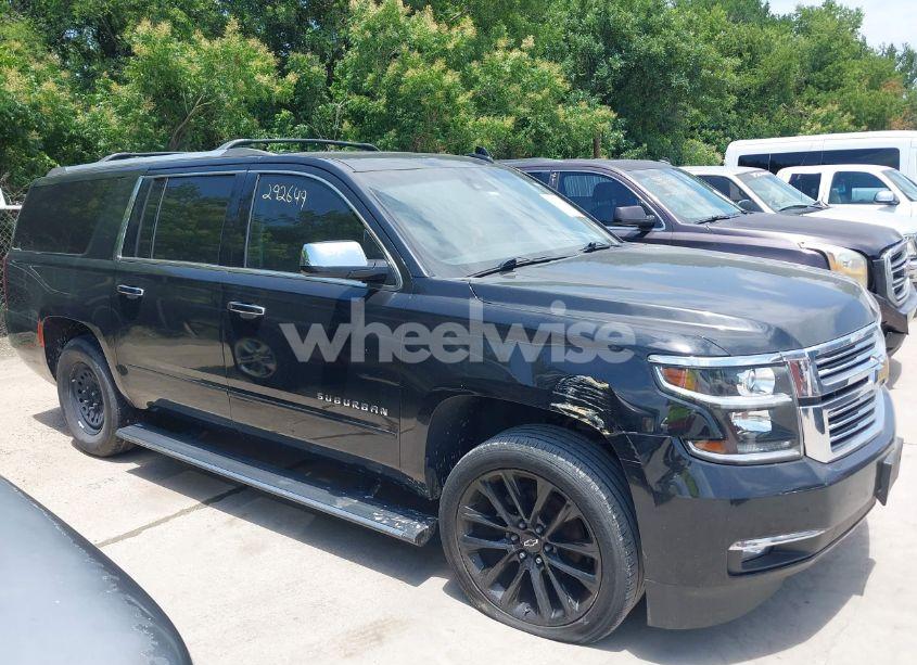 Photo 13 of 2019 Chevrolet Suburban PREMIER (VIN 1GNSCJKJXKR177544)