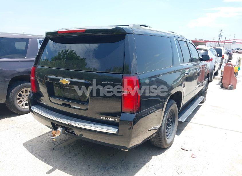 Photo 4 of 2019 Chevrolet Suburban PREMIER (VIN 1GNSCJKJXKR177544)