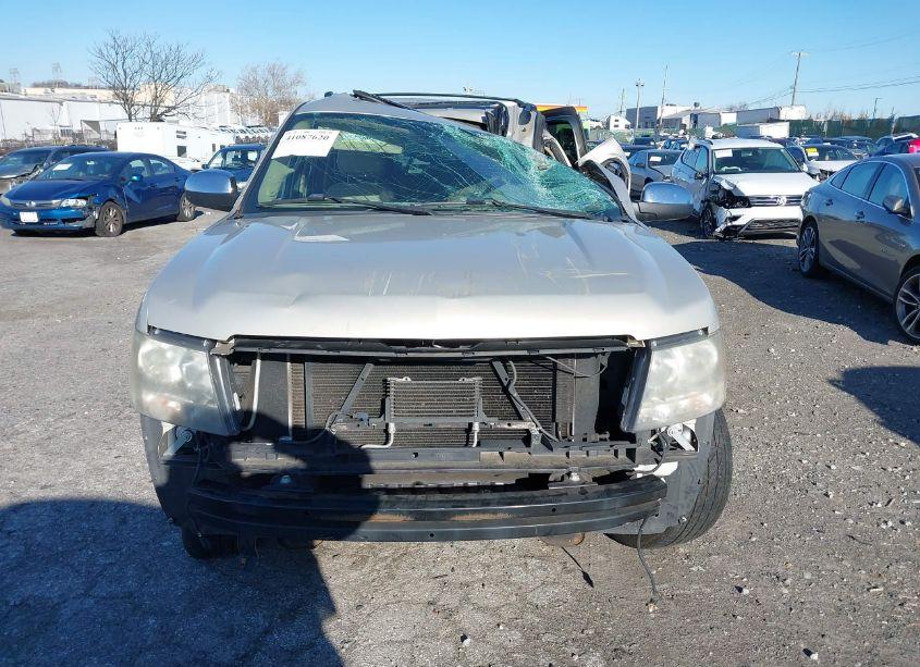 Photo 13 of 2011 Chevrolet Suburban 1500 LTZ (VIN 1GNSCKE00BR185760)