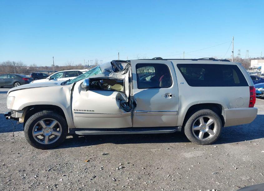 Photo 15 of 2011 Chevrolet Suburban 1500 LTZ (VIN 1GNSCKE00BR185760)