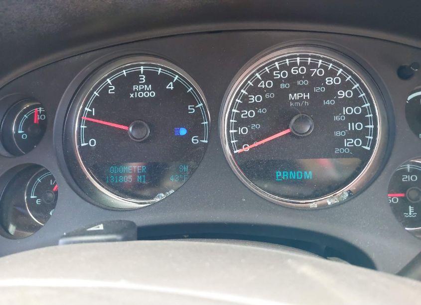 Photo 16 of 2011 Chevrolet Suburban 1500 LTZ (VIN 1GNSCKE00BR185760)