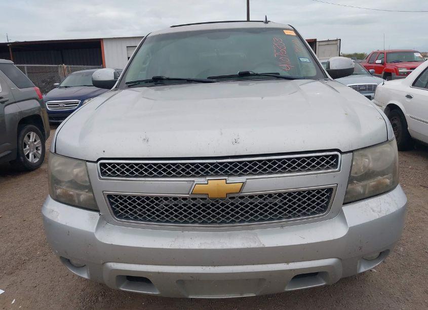 Photo 12 of 2011 Chevrolet Suburban 1500 LTZ (VIN 1GNSCKE01BR196931)