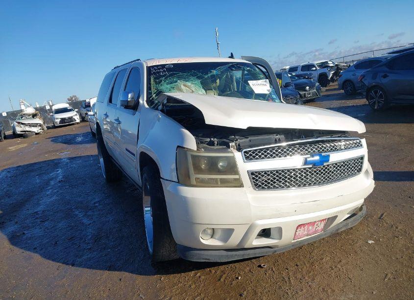 2011 Chevrolet Suburban 1500 LTZ (VIN 1GNSCKE01BR230785) main photo