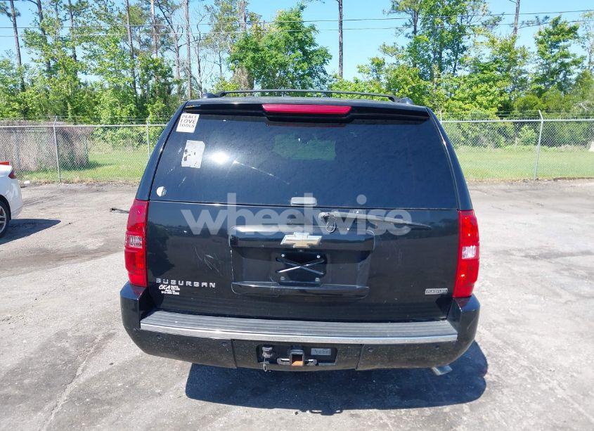Photo 16 of 2011 Chevrolet Suburban 1500 LTZ (VIN 1GNSCKE01BR275919)
