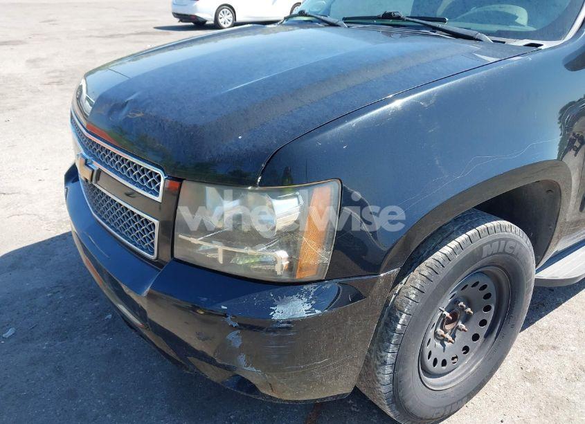 Photo 6 of 2011 Chevrolet Suburban 1500 LTZ (VIN 1GNSCKE01BR275919)