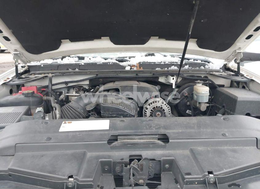 Photo 10 of 2012 Chevrolet Suburban 1500 LTZ (VIN 1GNSCKE01CR291782)