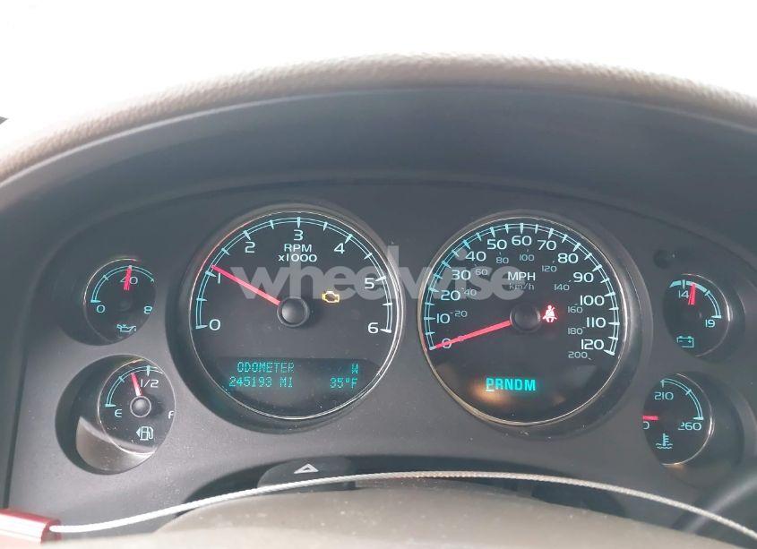 Photo 7 of 2012 Chevrolet Suburban 1500 LTZ (VIN 1GNSCKE01CR291782)