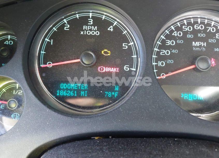 Photo 7 of 2013 Chevrolet Suburban 1500 LTZ (VIN 1GNSCKE01DR148980)