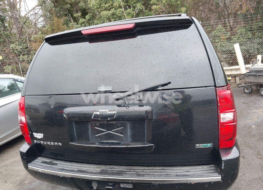 Photo 16 of 2011 Chevrolet Suburban 1500 LTZ (VIN 1GNSCKE02BR206544)