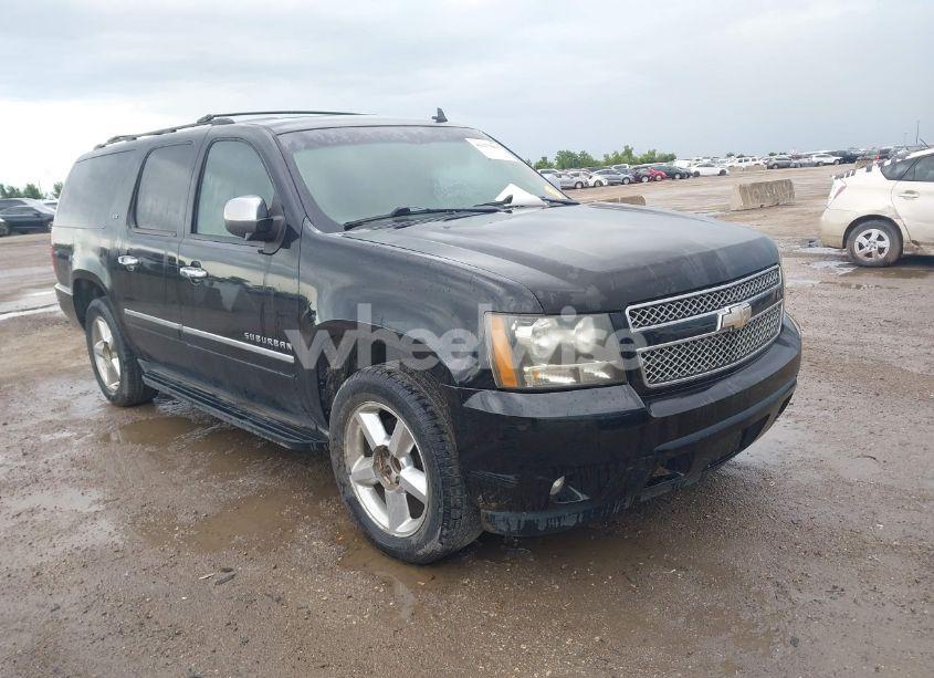 2011 Chevrolet Suburban 1500 LTZ (VIN 1GNSCKE02BR370652) main photo