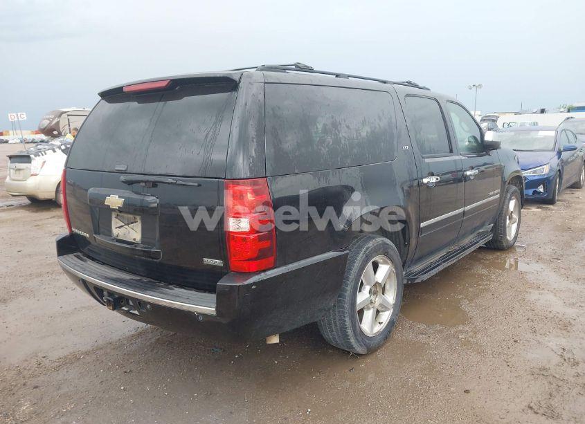 Photo 4 of 2011 Chevrolet Suburban 1500 LTZ (VIN 1GNSCKE02BR370652)