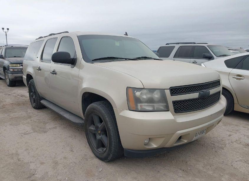 2011 Chevrolet Suburban 1500 LTZ (VIN 1GNSCKE04BR203175) main photo