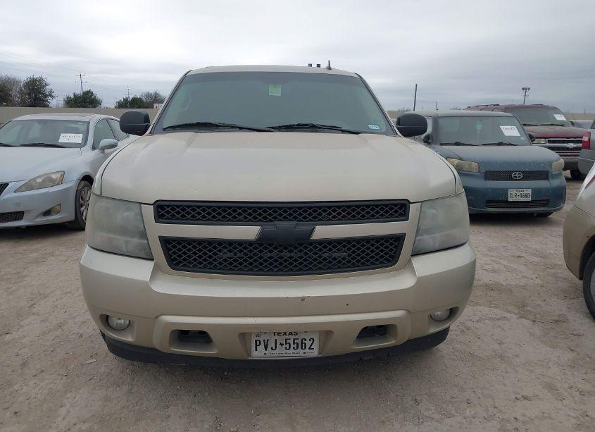 Photo 12 of 2011 Chevrolet Suburban 1500 LTZ (VIN 1GNSCKE04BR203175)