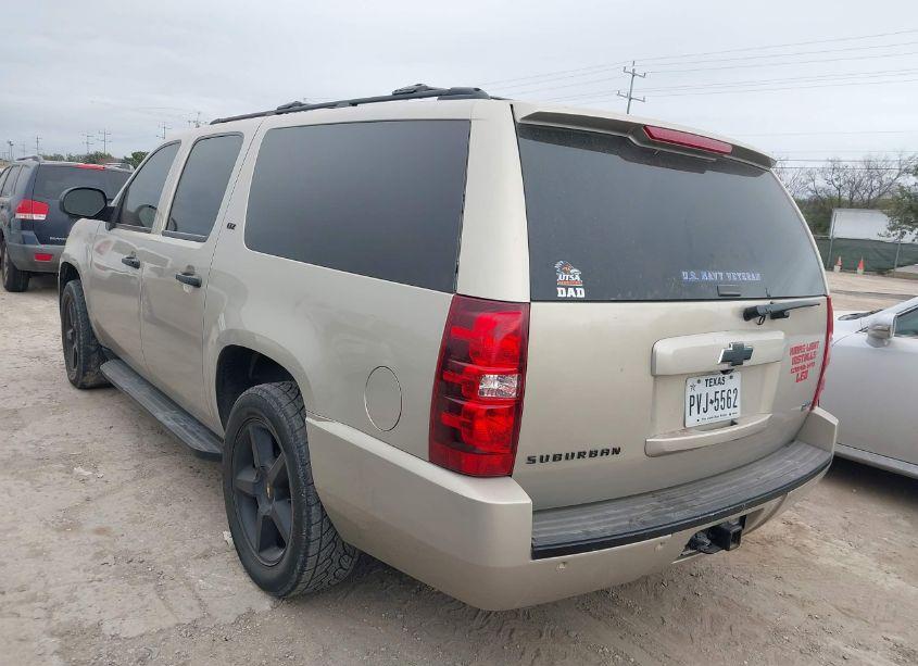 Photo 3 of 2011 Chevrolet Suburban 1500 LTZ (VIN 1GNSCKE04BR203175)